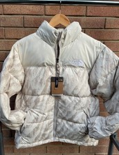 The North Face Nuptse 700